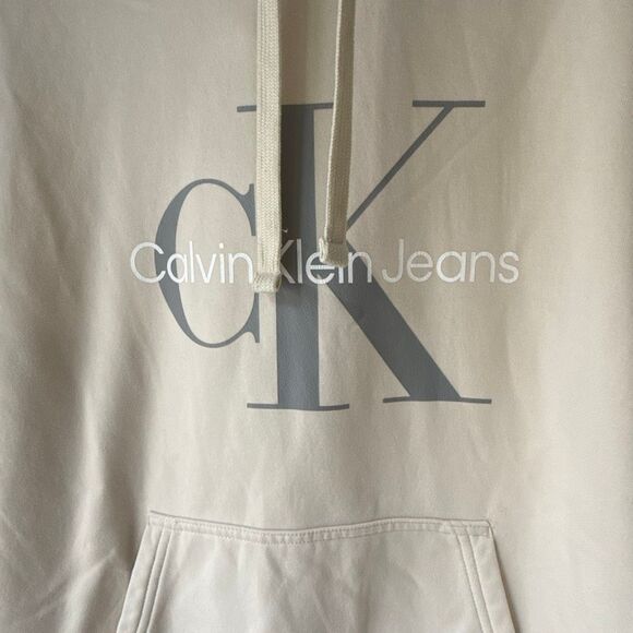 Calvin Klein hoodie men’s medium cream color athletic preppy comfy - Picture 2 of 7